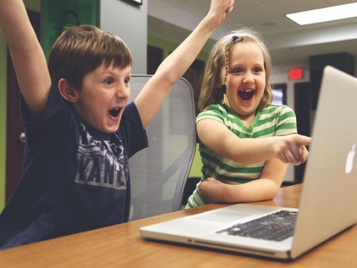 startupstockphotos-children-593313_640